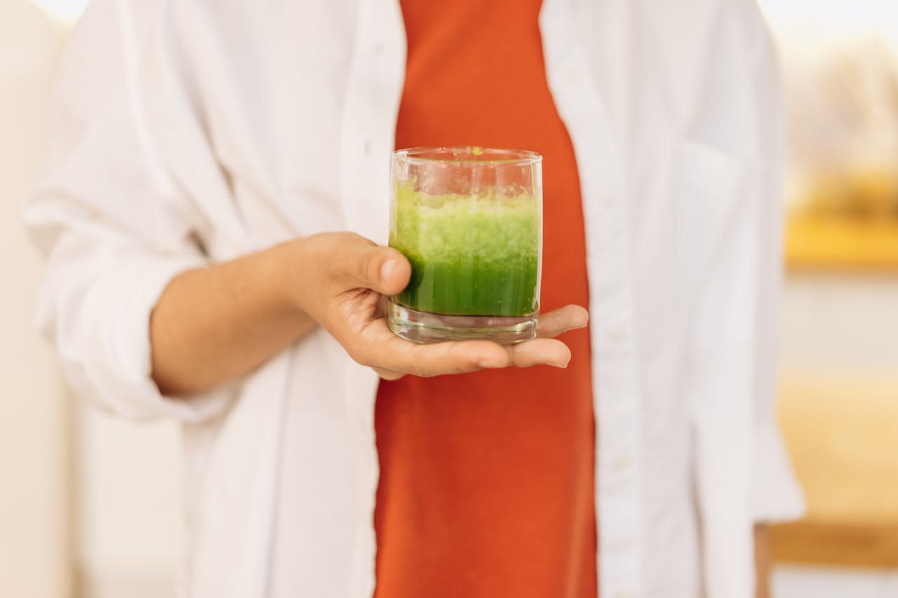 Why Your 3 PM Craving is Ruining Your Gut (And How to Fix It)